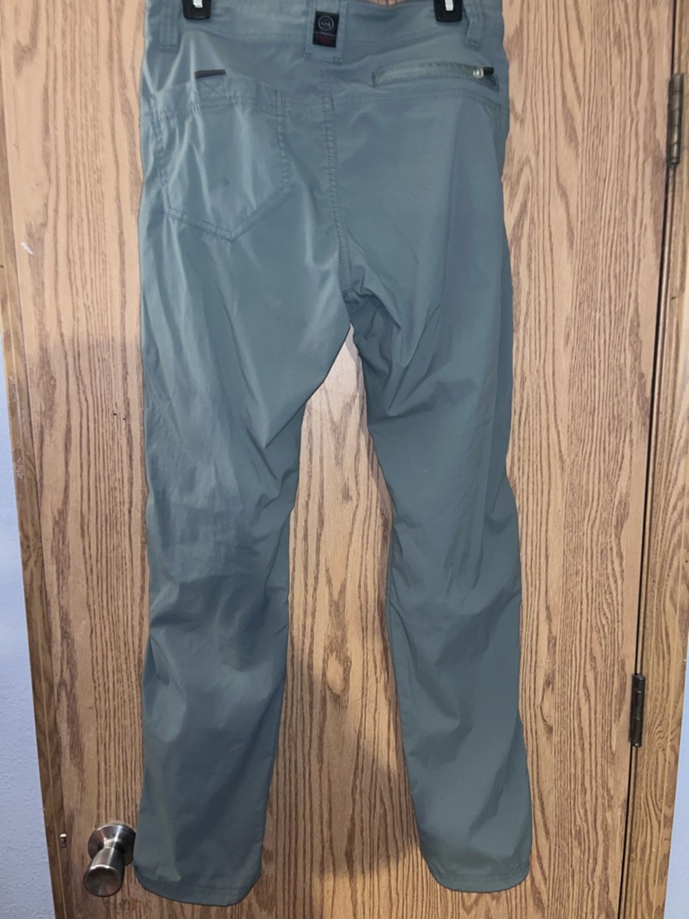 Wrangler All Terrain Gear Olive Army Green Hiking Pants Zip Pocket Outdoor Work - Picture 2 of 2